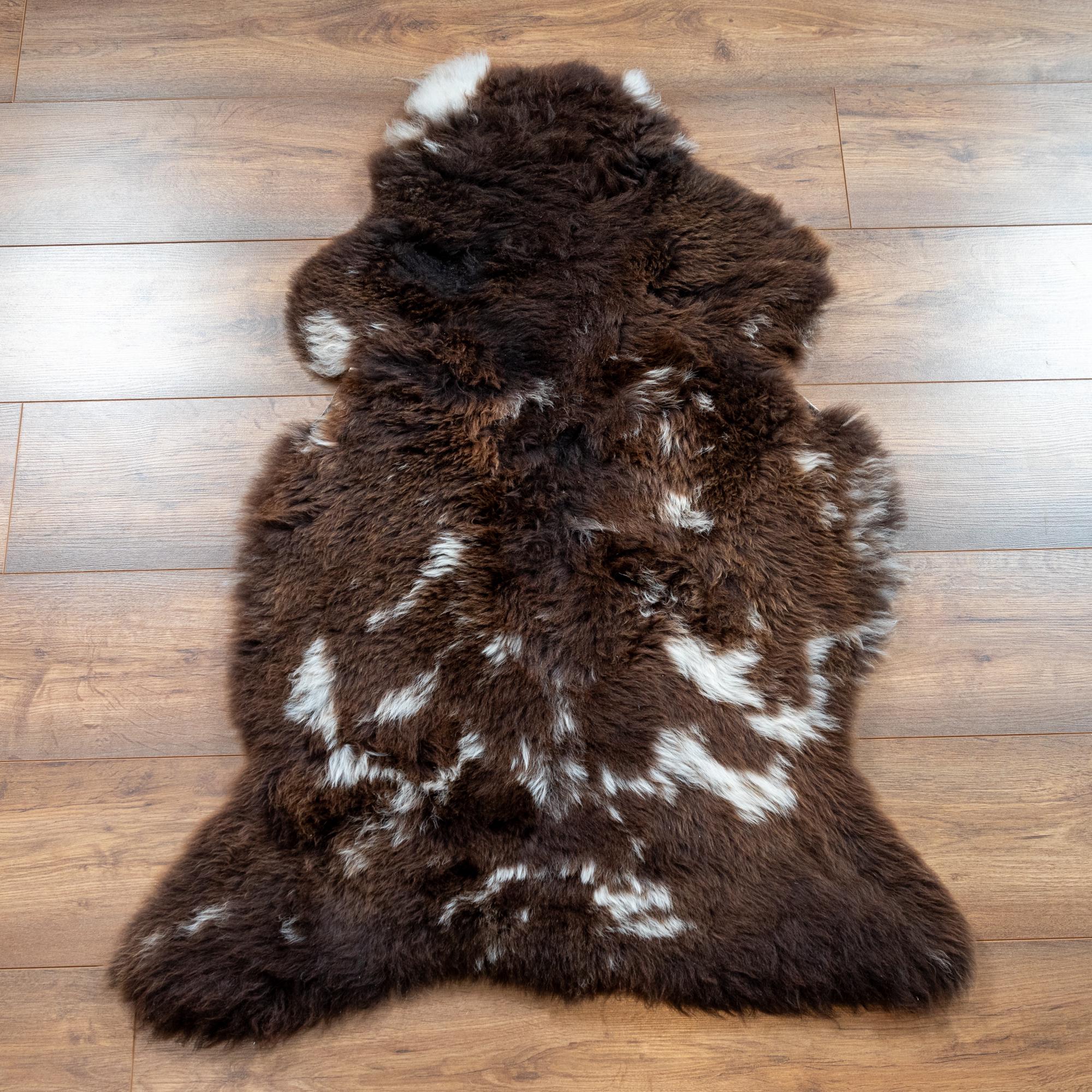 Sheepskin cat blanket hotsell