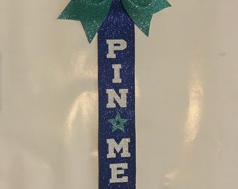 pin me cheer, aqua pin me comp chain, cheerleader gift, pin me, teal cheerleader bag charm, cheer bag bow, cheer comp gifts, cheer team