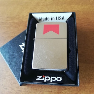 New Rare 2022 Zippo Advertising Promo Marlboro Logo Red Roof Cigarette Lighter Briquet Feuerzeug & Box