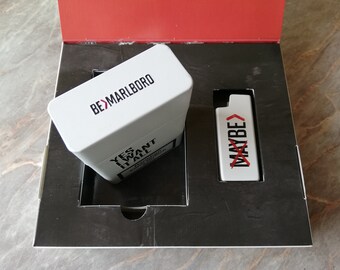 Vtg Very Rare Advertising Set Marlboro Metal Cigarette Box