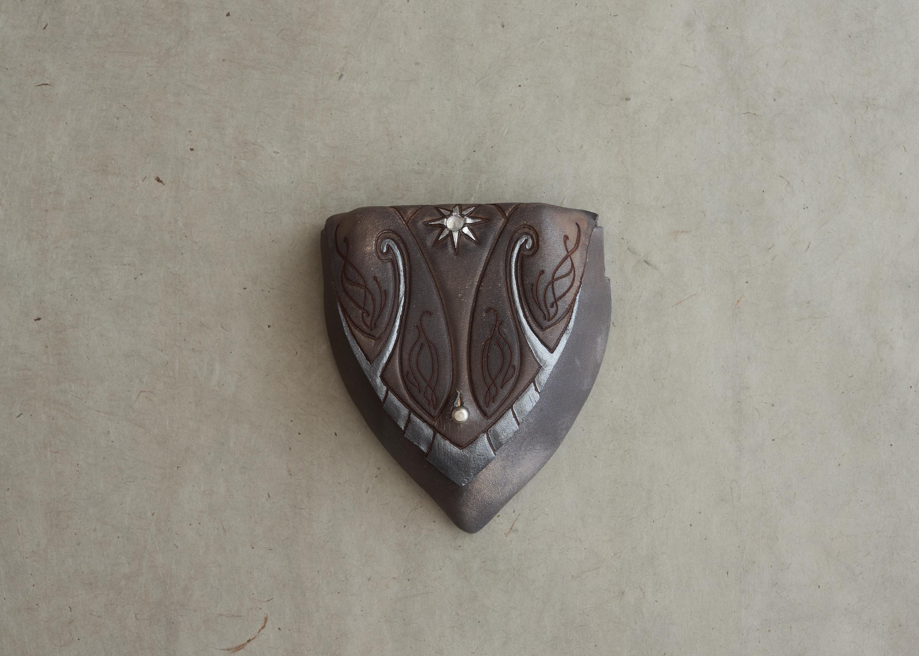 grey blue elven leather pouch "shield" with blue-silver details and moonstone