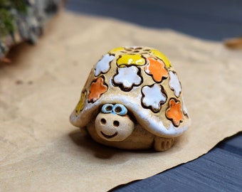 Tiny Pottery Turtle - Ceramic Miniature - Miniature Fairy Garden Accessories - Miniature Pottery - Stoneware Miniature - Dollhouse Miniature