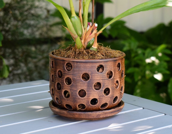 Unglazed Brown Ceramic Orchid Planter – 40,6 fl. oz. (1200 ml) Pot with Ventilation Holes