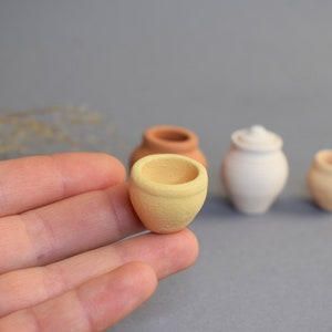 Wheel-thrown Miniature Pottery Stoneware Miniature Pot Tiny Pottery Dollhouse Miniatures Miniature Fairy Garden Accessories Flower pot 2 cm/0,8"