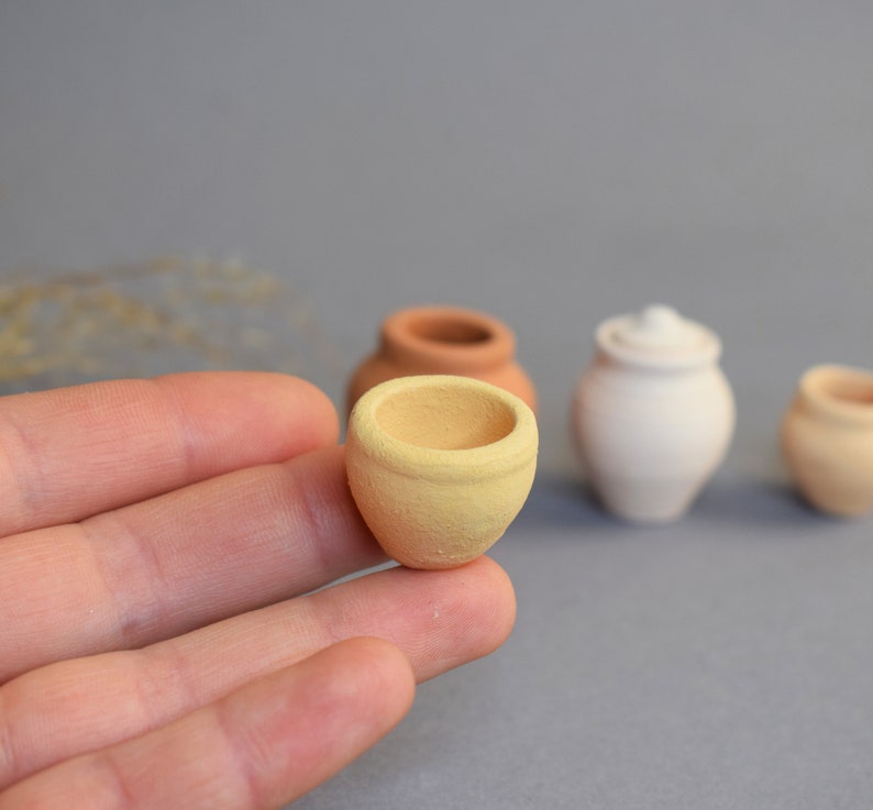 Wheel-thrown Miniature Pottery Stoneware Miniature Pot Tiny Pottery Dollhouse Miniatures Miniature Fairy Garden Accessories Flower pot 2 cm/0,8"