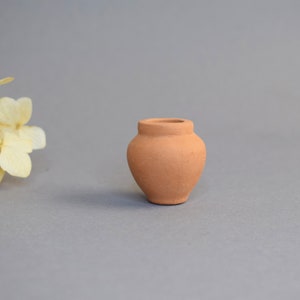 Wheel-thrown Miniature Pottery Stoneware Miniature Pot Tiny Pottery Dollhouse Miniatures Miniature Fairy Garden Accessories Brown 3 cm / 1.2"