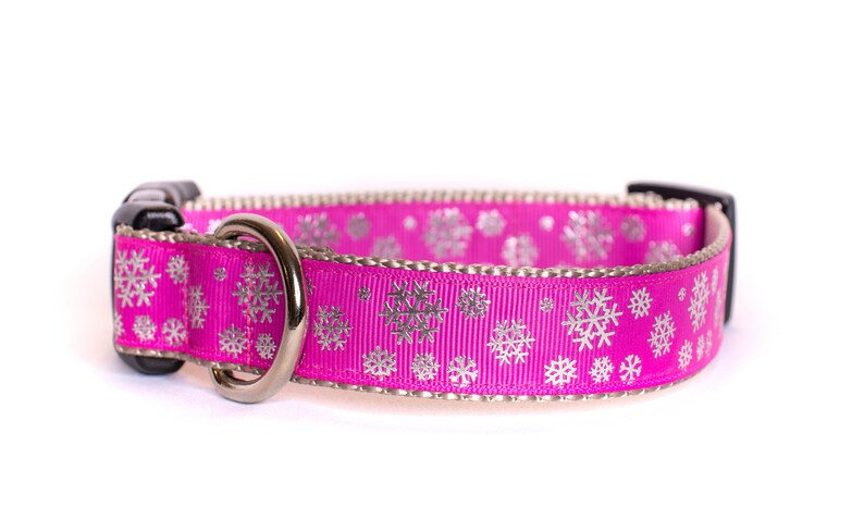 Winter Wonderland 1 Inch Webbing Quick Release Dog Collar See Item Details for Sizing Pink with Silver Foil Snowflakes