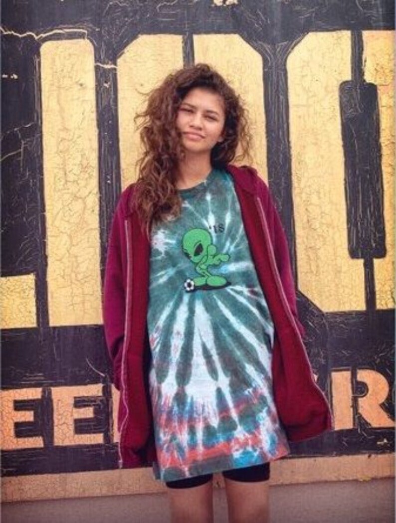 rue tie dye shirt euphoria