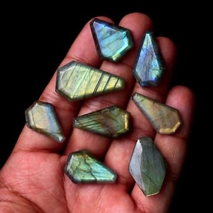 Handmade Labradorite Gemstone Cabochons: Multi-Fire Coffin Shape, 165 Cts (8pcs)
