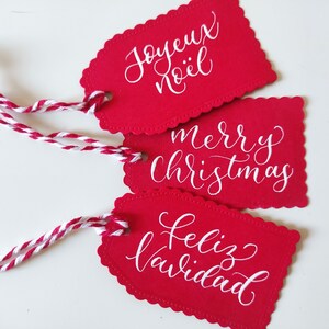 Etichette regalo di Natale con nome in calligrafia/Set di etichette regalo/Bomboniere di Natale/Matrimonio di Natale/Etichette regalo/Etichette regalo personalizzate