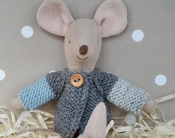 Maileg mouse mother/father(6 inch) knitted jacket. Maileg mouse handmade clothes. Miniature toy clothes. Small doll clothes.