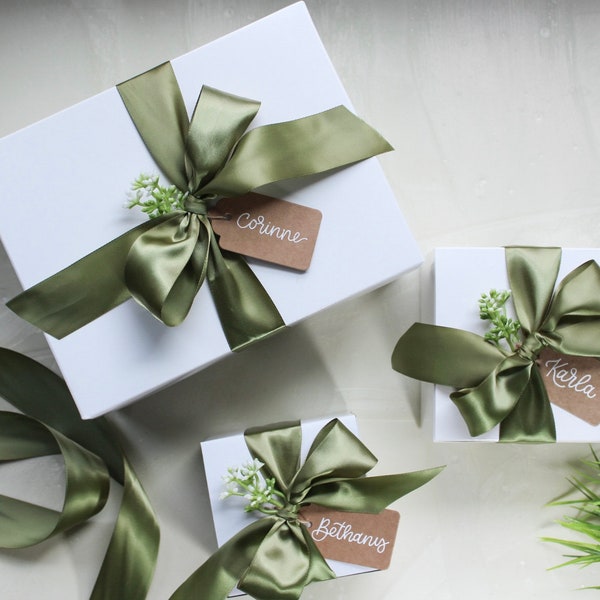 GIFT WRAPPING Service for Grace + Bloom Orders | Sage Green Add-On Gift wrap for Bridesmaid, Birthday, Wedding (Not Sold Separately)