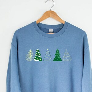 Womens Christmas Sweatshirt, Christmas Sweater, Christmas Crewneck, Christmas Tree Sweatshirt, Holiday Sweaters for Women, Winter Sweatshirt