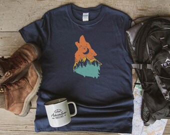 Camisa Mountain Wolf, camiseta de camping, camiseta de viaje en el desierto, camisa de colores vintage retro de aventura al aire libre, regalo de campista exterior de Wolf Forest