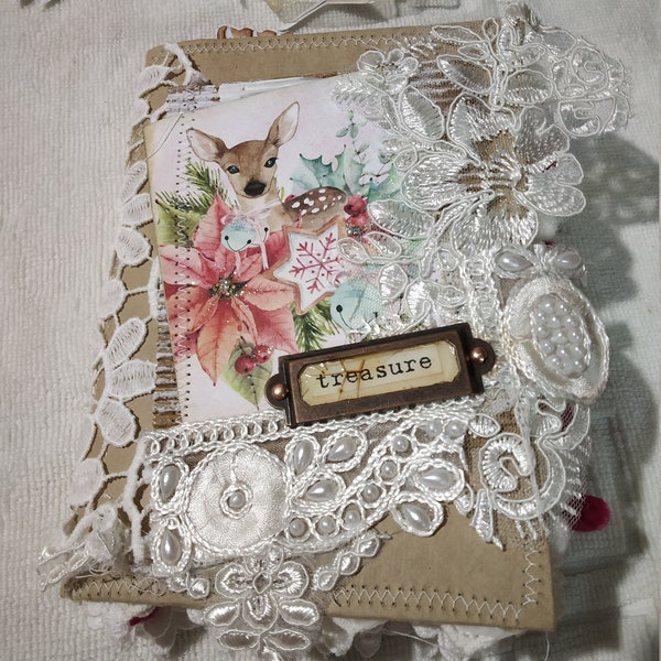 TREASURE CHRISTMAS : mini junk journal  in a collaged paper bag clutch.