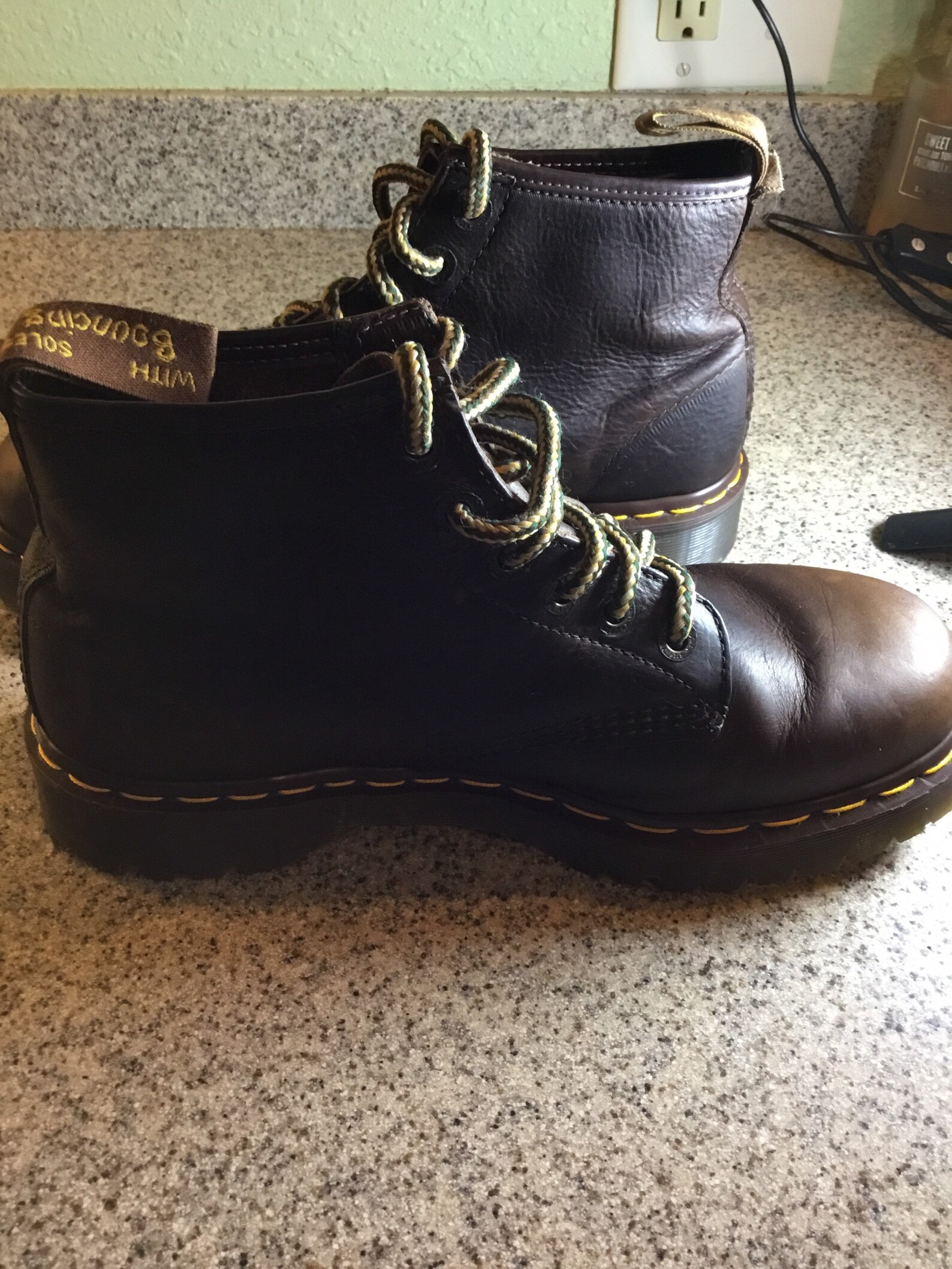 dr martens steel toe boots size 9