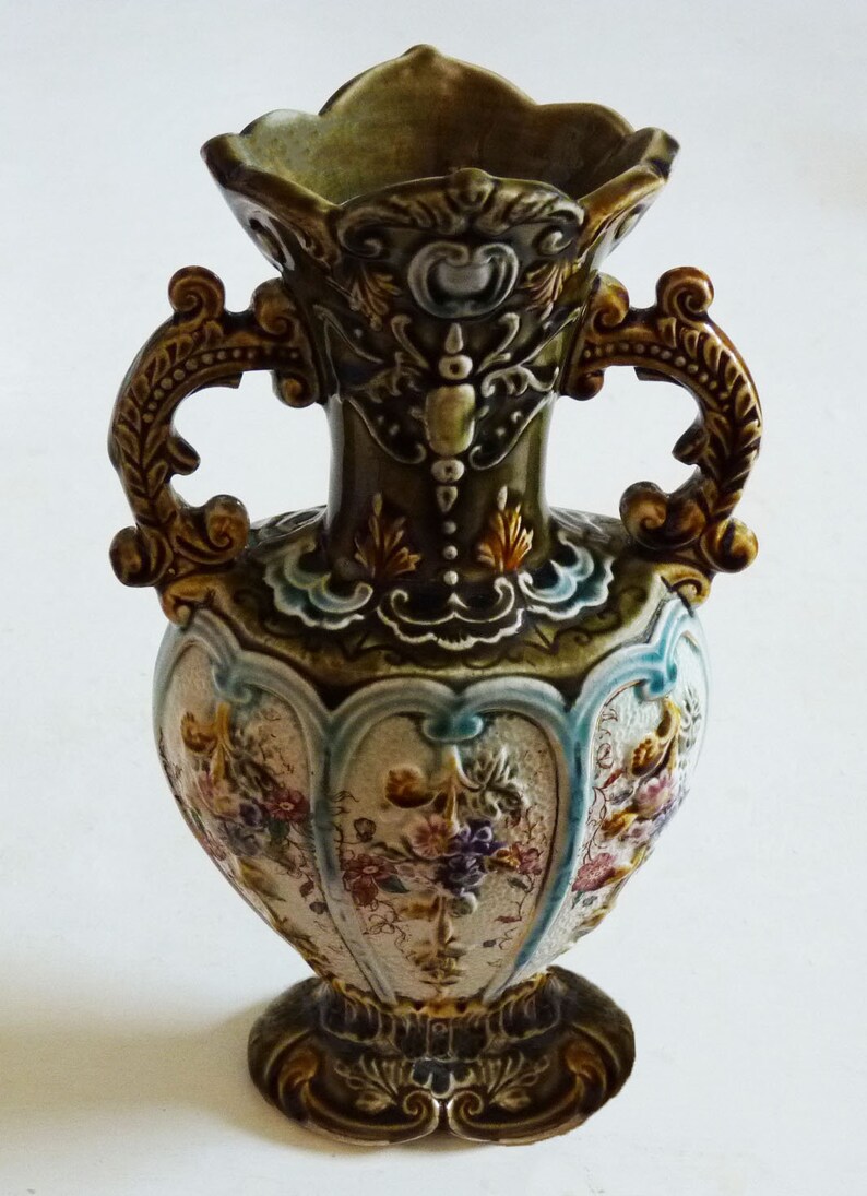 Un vase antique anglais majolica ALHAMBRIAN Staffordshire Etsy France