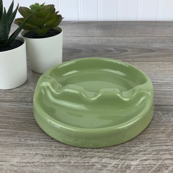 Vintage 60s Green Ceramic Ashtray, Olive Green, Round Ashtray, Boho Chic, Retro Home Decor, Mid-Century, Barware, Smoking, Smoker Gift