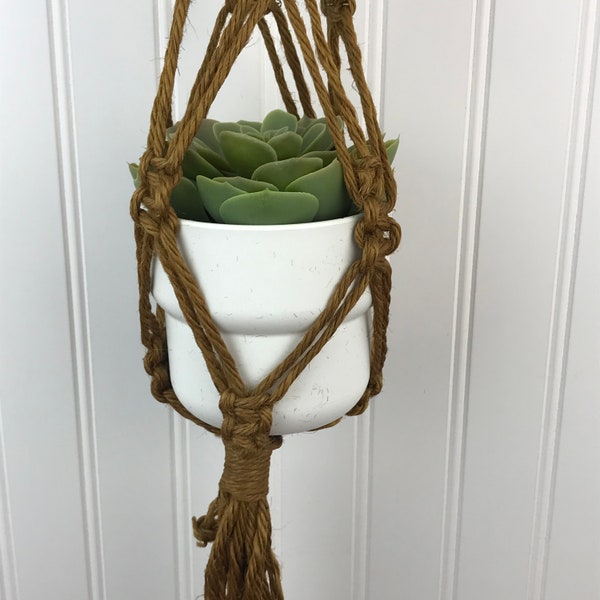 Vintage 70s Jute Macrame with Wooden Beads Plant Hanger, Hanging Plant Holder for Planter, Boho Chic Home Decor, Retro Eclectic Bohemian