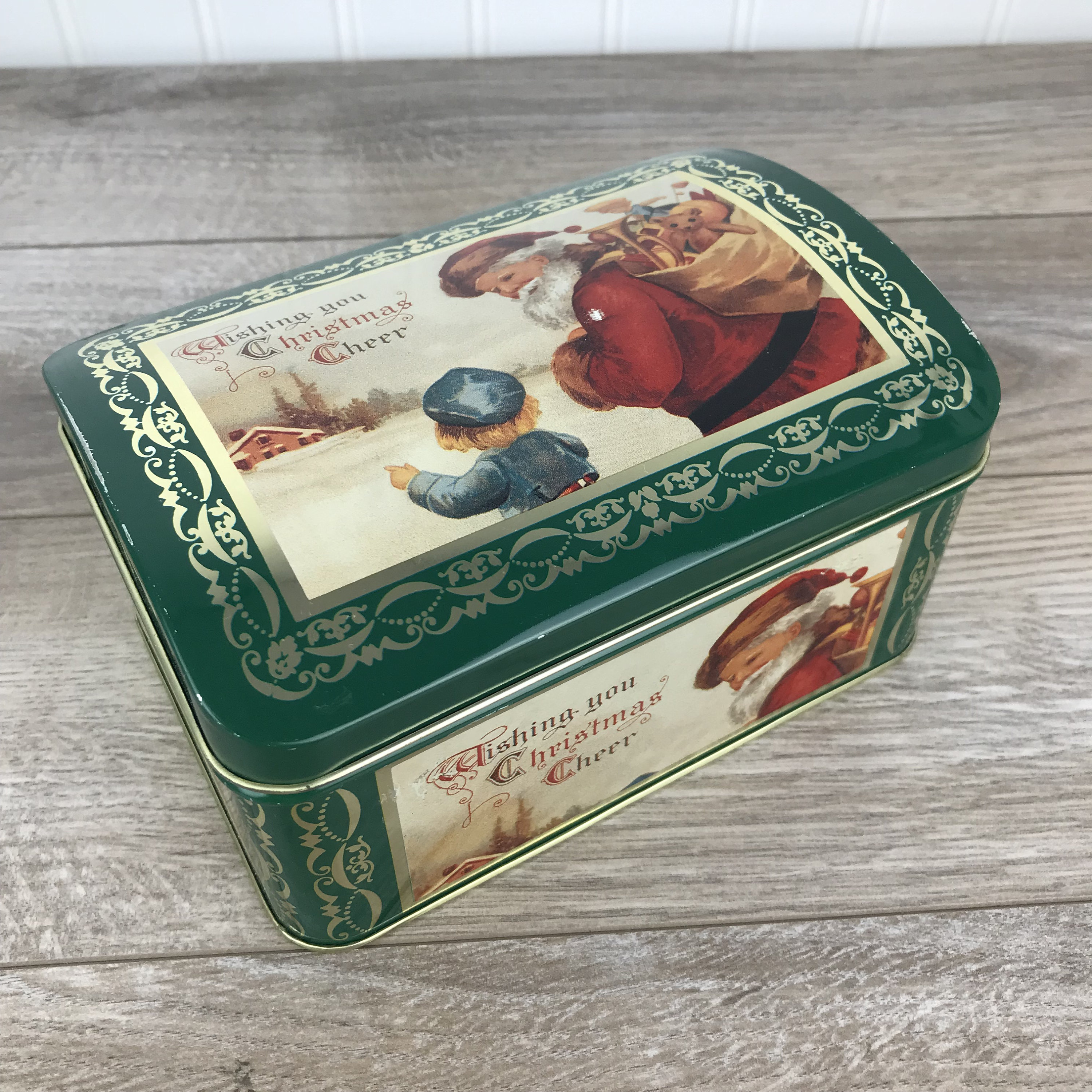 Vintage Christmas Tin Container With Hinged Lid, Santa X-mas Cheer, Red,  Green & Gold, the Tin Box Company NY, Trinket Box, Small Storage -   Sweden