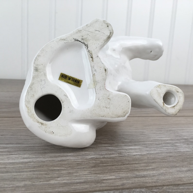 Blue Eyes Made in Taiwan Gift Pop Art Vintage White Ceramic Cat Figurine Kitsch Art Nouveau Retro Cute White Cat Statue wPink Ears