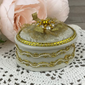 Vintage White Ceramic Trinket Box with Gold Ribbon Trim and Bow, Vanity Box, Small Jewelry box, Valentine&#39;s Day Gift, Gift for Her