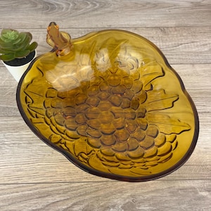Vintage Amber Glass Fruit Salad Bowl by Indiana Glass, Large, Grape Shaped Serving Bowl, Retro 70&#39;s Kitchenware, Mid-Century Home Decor