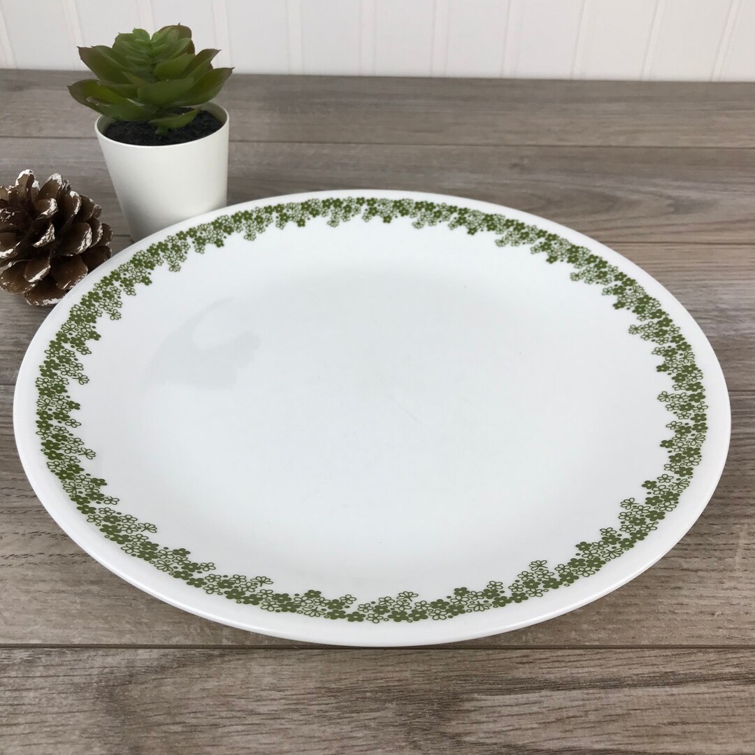 Vintage Corelle Single Dinner Plate, Spring Blossom, Green Flower, Crazy Daisies, Daisy, Retro