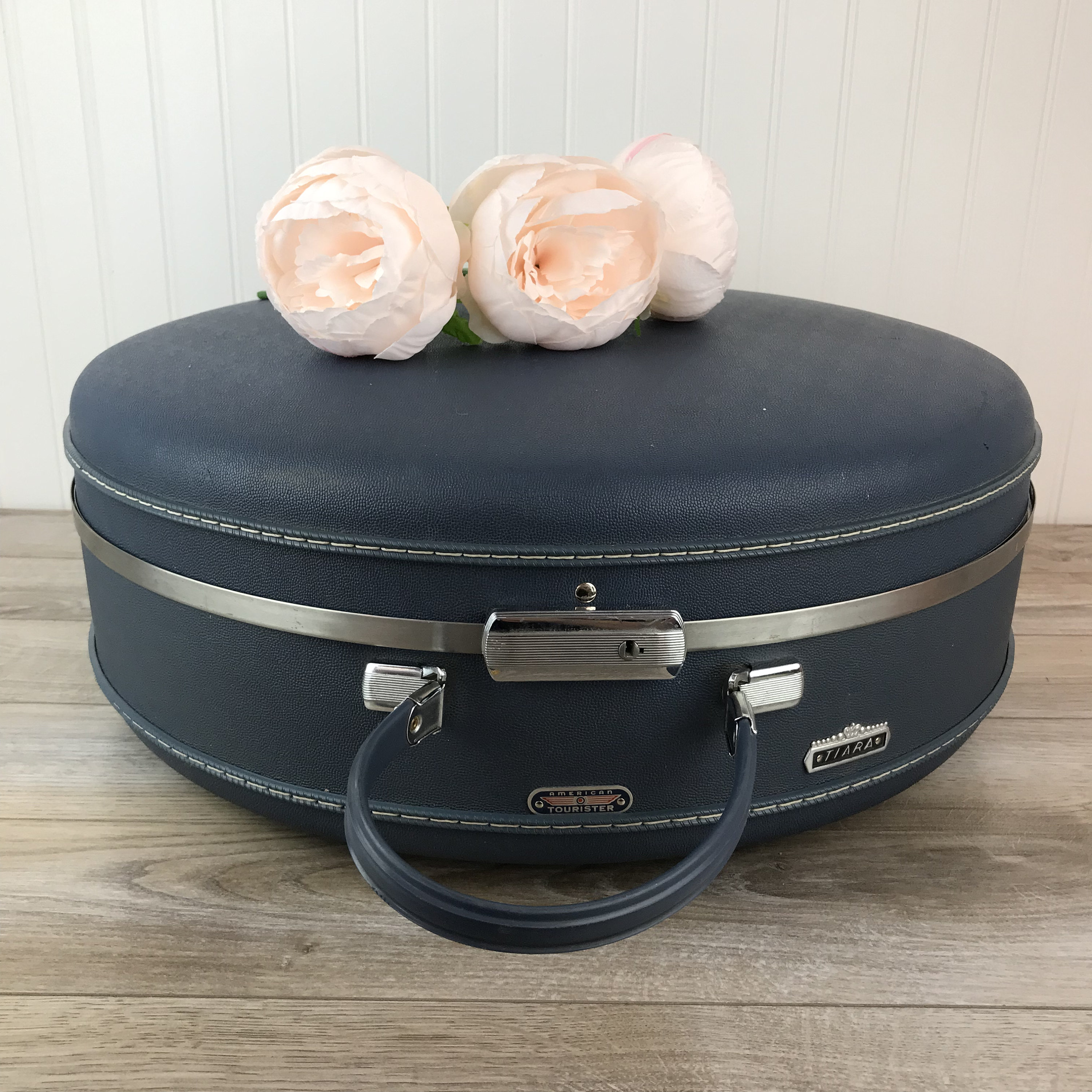 Vintage American American Tourister Tiara Train Case Vintage