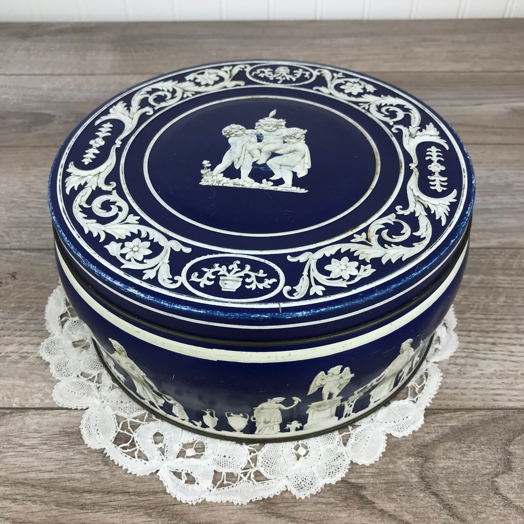 Vintage Huntley & Palmers Biscuits Tin, Mid-century Cookie Tin, Greek  Themed, Cherub, Cobalt Blue, London England, Old Round Cookie Tin 