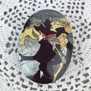Small Vintage Tin Box featuring Divan Japonais by French Artist Toulouse-Lautrec, Avon Soap Tin, Tin Container, Black 80s Home