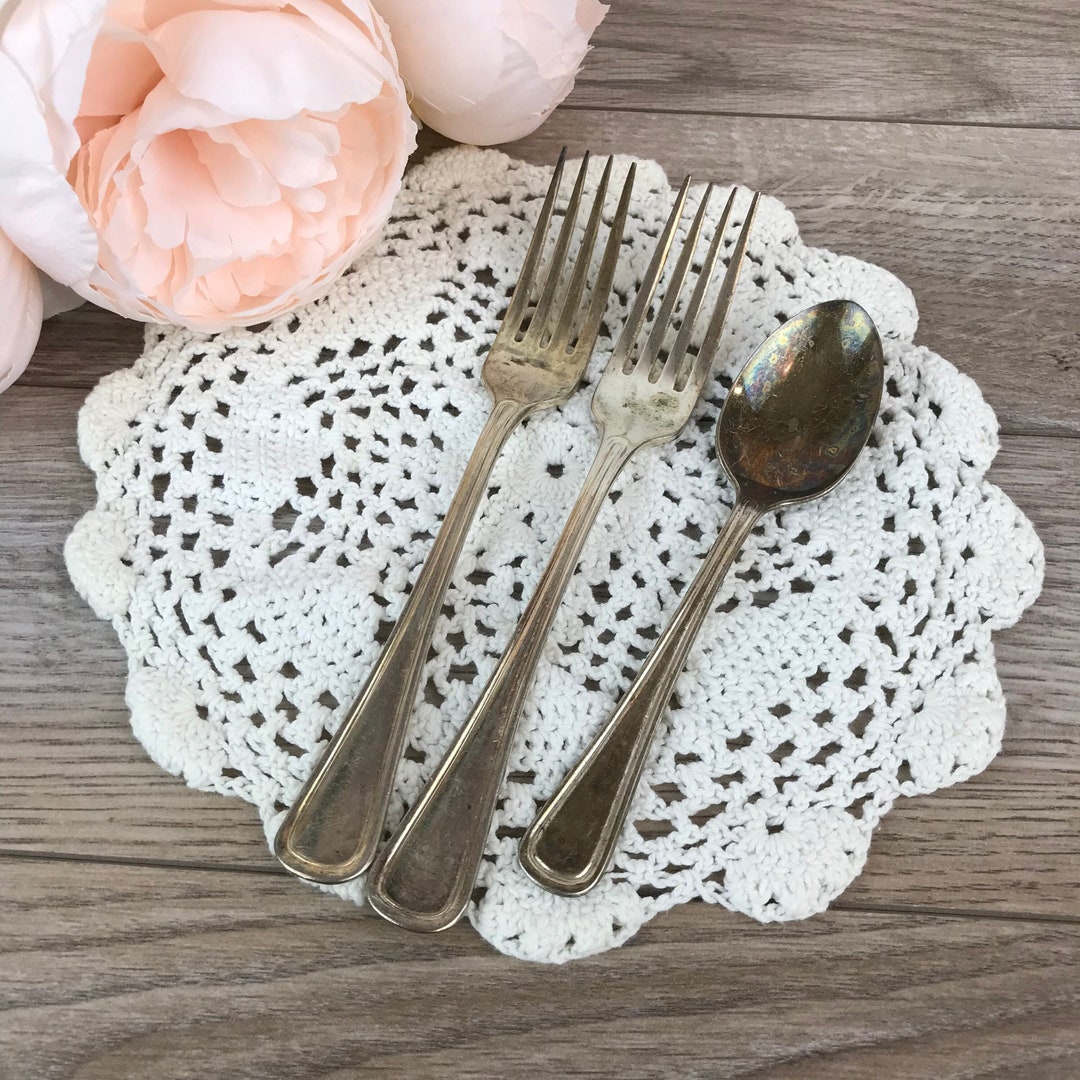 Vintage Rogers Oneida Hotel Plate Silver Plate Tea Spoon and Dinner