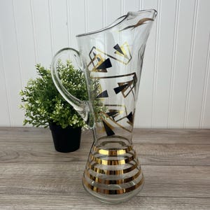 Vintage Mid-Century Glass Tall Water Pitcher / Martini Pitcher with Gold & Black Geometric Pattern, Funky Retro Barware, MCM, Atomic Kitchen