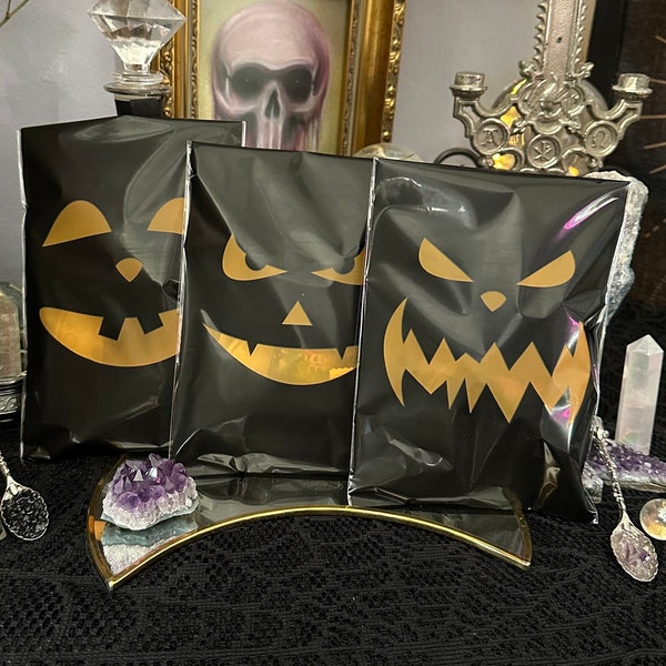 X-Mas Mystery Box - Theme of spooky Christmas accessories - Lucky Bag