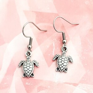 Sea Turtle Earrings, Turtle Earrings, Silver Turtle Earrings, Beach Earrings, Turtle Jewelry