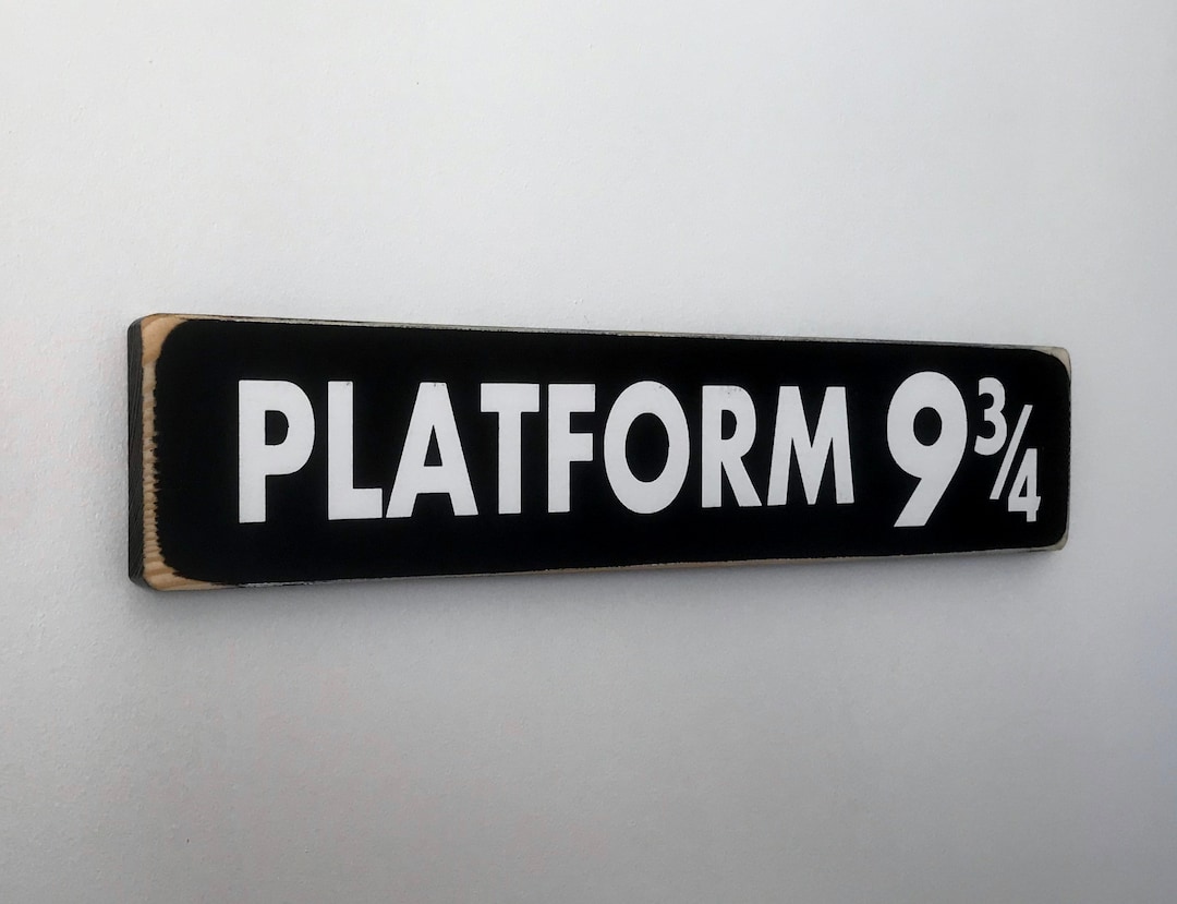 Harry Potter Platform 9 3/4 Sign Large Vintage Style Rustic Wooden Sign Etsy UK