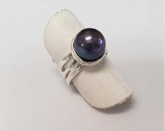 Sterling silver gray raven's wing pearl ring size 7