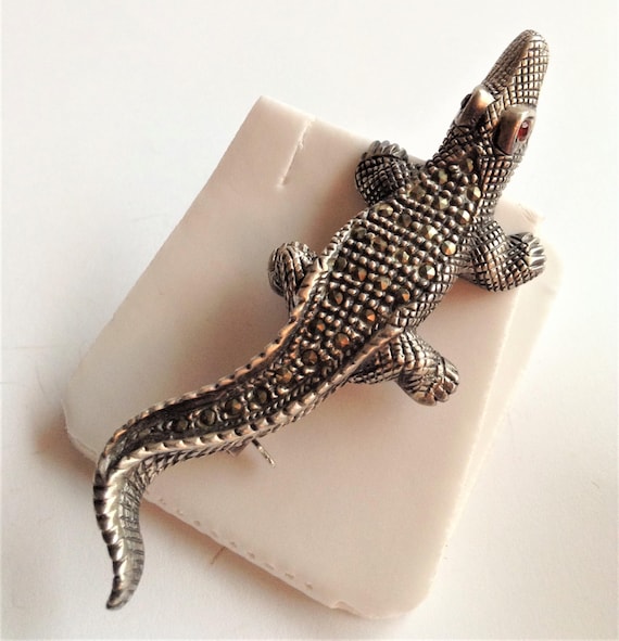 Vintage sterling silver aligator pin , with genui… - image 2