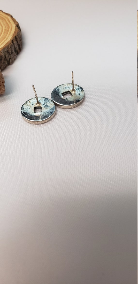 Ancient chinese coin stud earrings - image 2