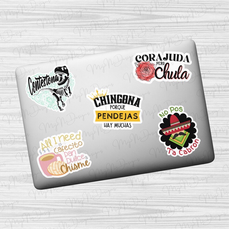 Put Your Hair in a Chongo y a Chingarle Mija – Latina Power Sticker or Magnet, Spanglish Boss Mode Decal, Holographic Option imagem 5
