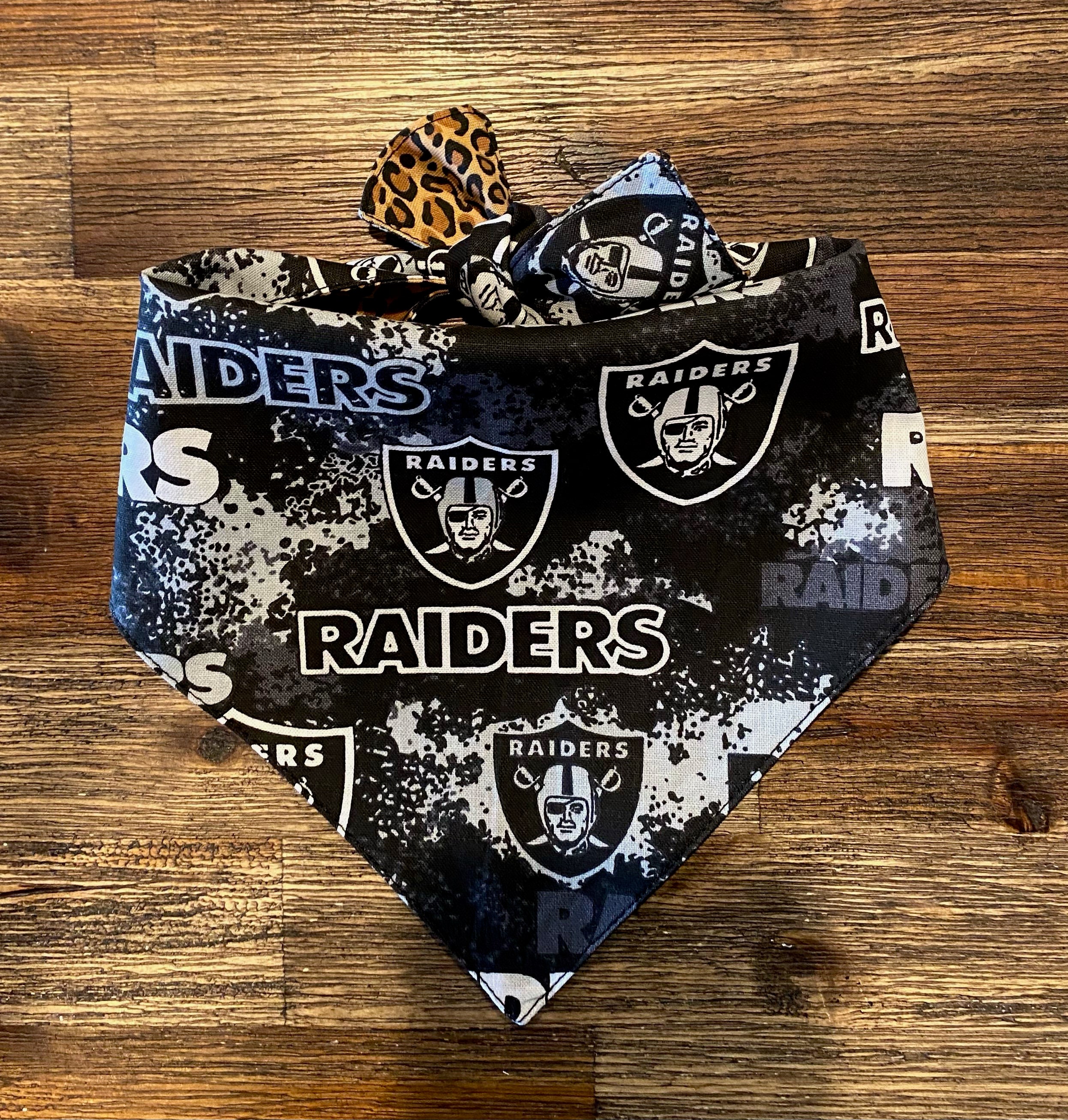 Las Vegas Raiders Reversible Dog Bandana - Etsy Denmark