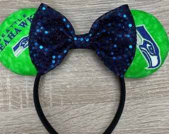 Orejas de Mickey bordadas inspiradas en los Seattle Seahawks