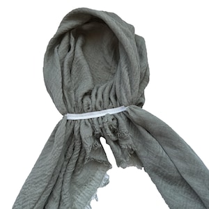Superzachte, lichtgewicht hoofddoek van gaas, gekreukte haarbedekking met franjes, effen hoofddoek, voorgebonden zomerbandana, tulband voor haaruitval afbeelding 8