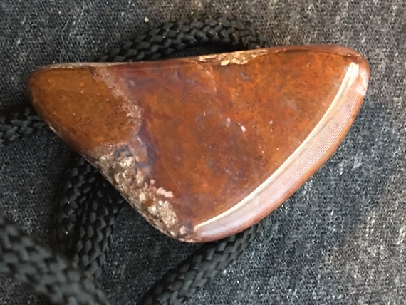 Red agate bolo - image 1