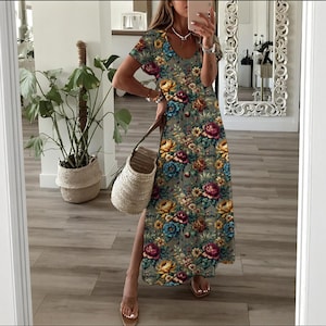 Vintage Floral Maxi Dress: Boho Cottagecore V-Neck Summer Dress