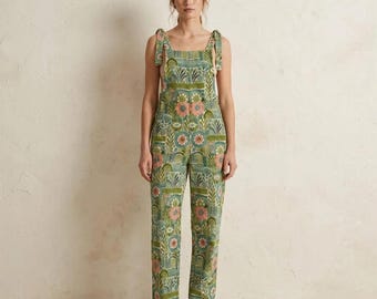 Women's Jumpsuit – Artistic Floral Dungaree Overalls for Summer Comfort