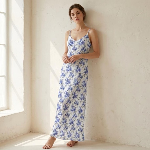 Floral Maxi Dress: Elegant Spaghetti Strap Summer Sundress