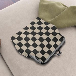 Checkered Kiss Lock Coin Purse, Retro Plaid Microfiber Leather Wallet image 4