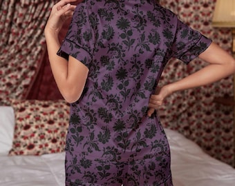 Conjunto de pijama gótico damasco roxo: roupa de dormir feminina em tecido acetinado