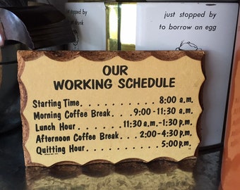 Fun Kitsch Souvenir Paula’s Wooden “Postcard” Work Hour Sign, Funny Signs, Collectibles, Retro